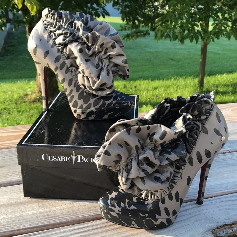🦋Cesare Paciotti Heels🦋
